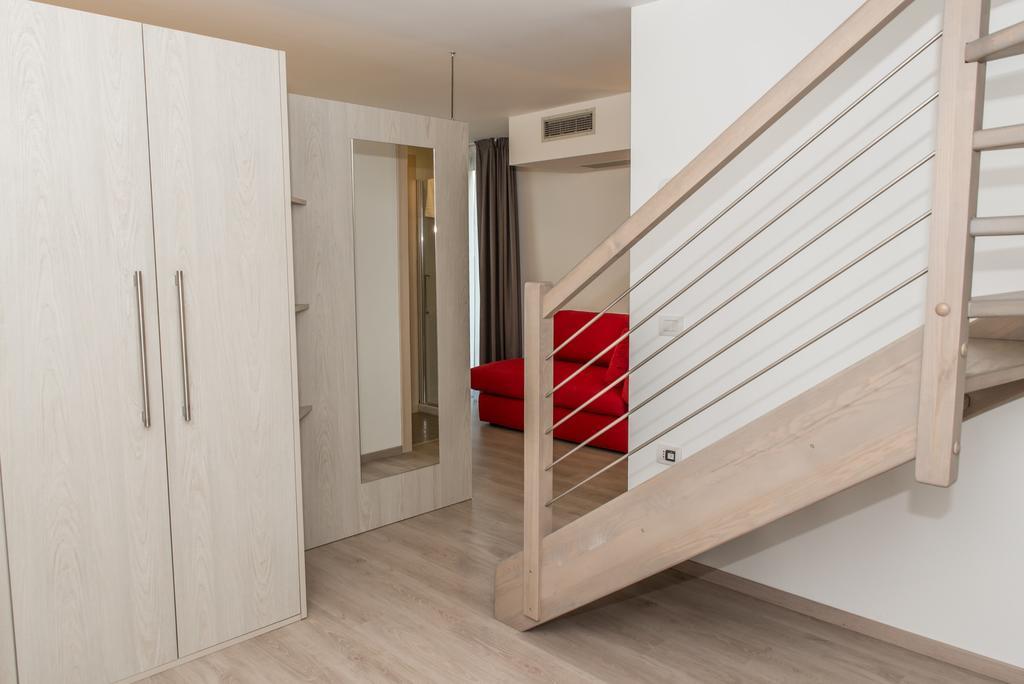 Residenza Luigina Apartman Varenna Szoba fotó